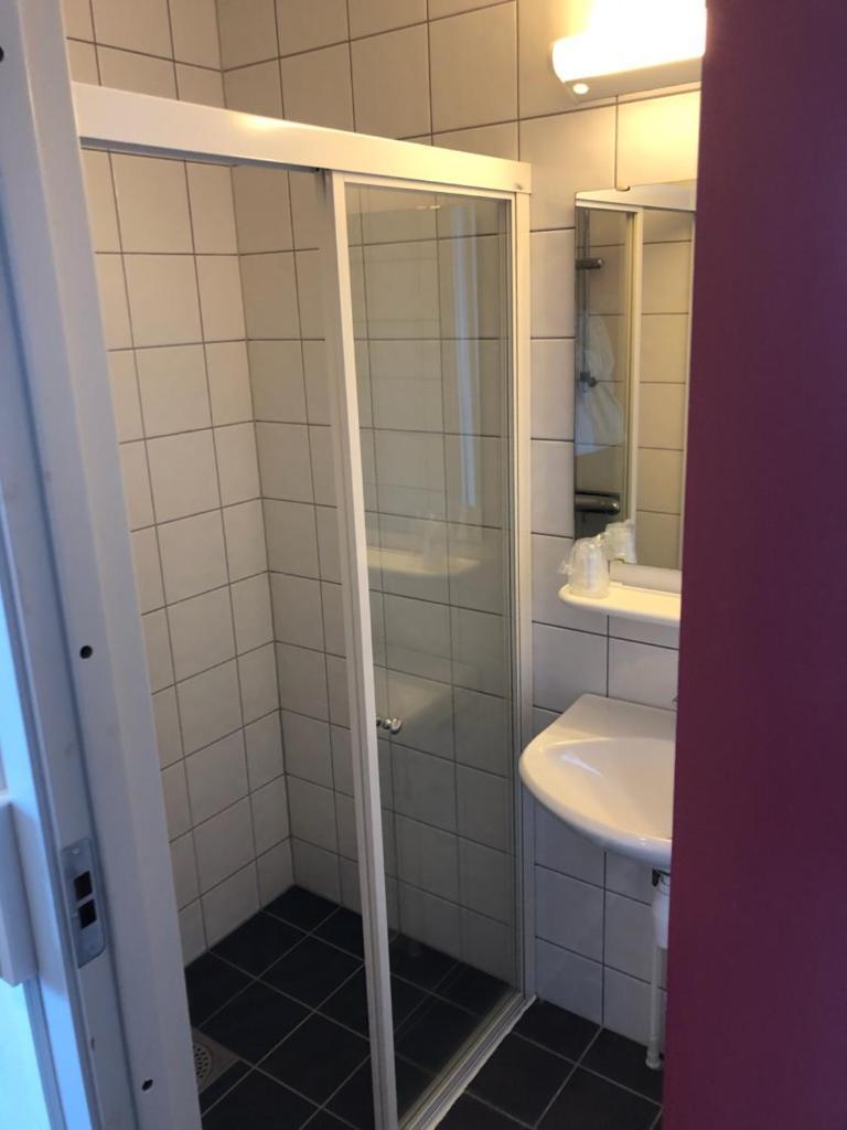 Hotell Fritidsparken Шиен Экстерьер фото