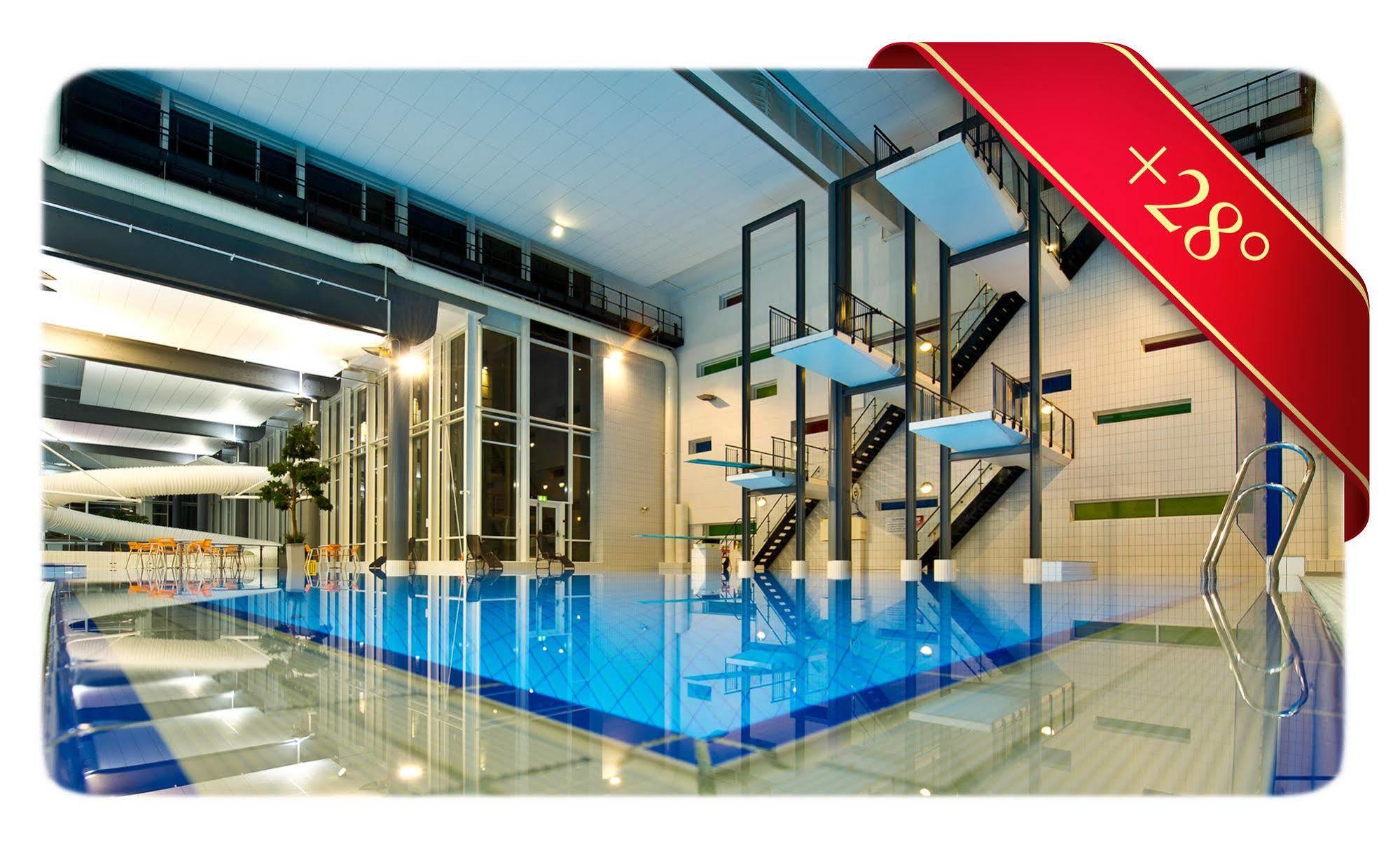 Hotell Fritidsparken Шиен Экстерьер фото